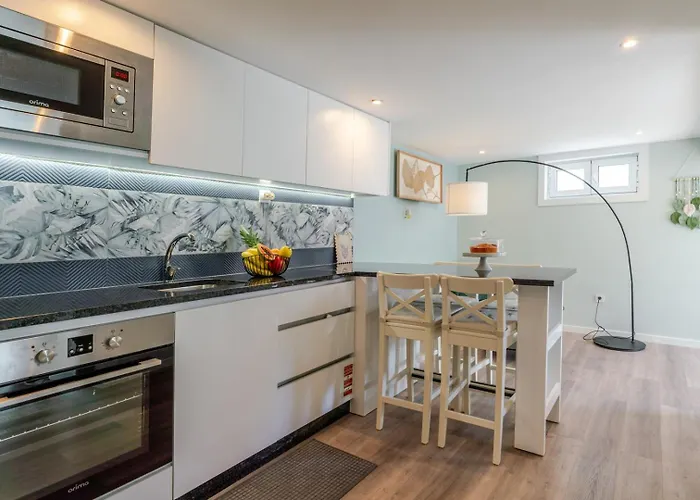 Дом отдыха Quinta Do Vintem Near Wow By Hostwise